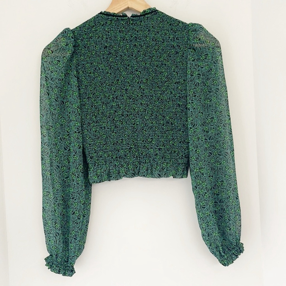 ARITZIA WILFRED Lilith Tempest Floral Roses Green Blouse Size Extra Small - Picture 2 of 9